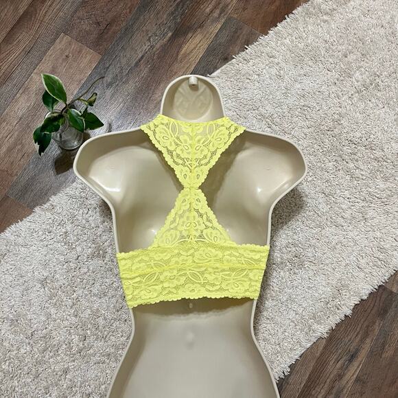 Intimately Free People XS Yellow Feminine Floral Lace Boho Galloon Bralette NWOT - Picture 5 of 6